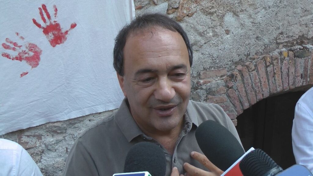 mimmo lucano riace 3