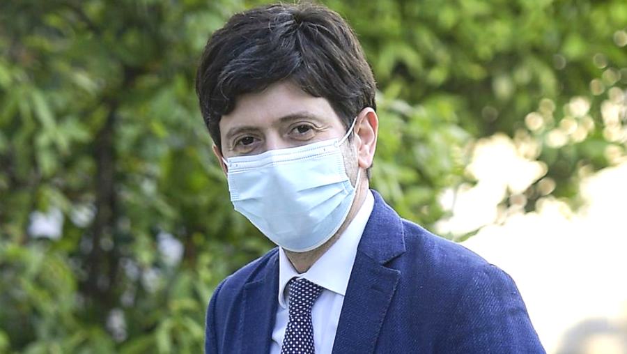 ministro roberto speranza mascherina