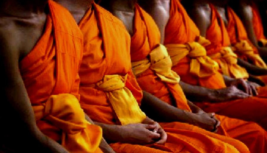 monaci buddhisti