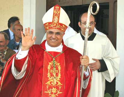 monsignor bertolone 1