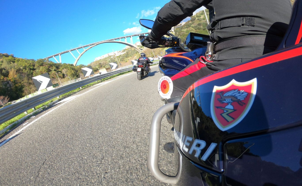 motociclisti gopro ponte catanzaro morandi scaled fd27a2e7