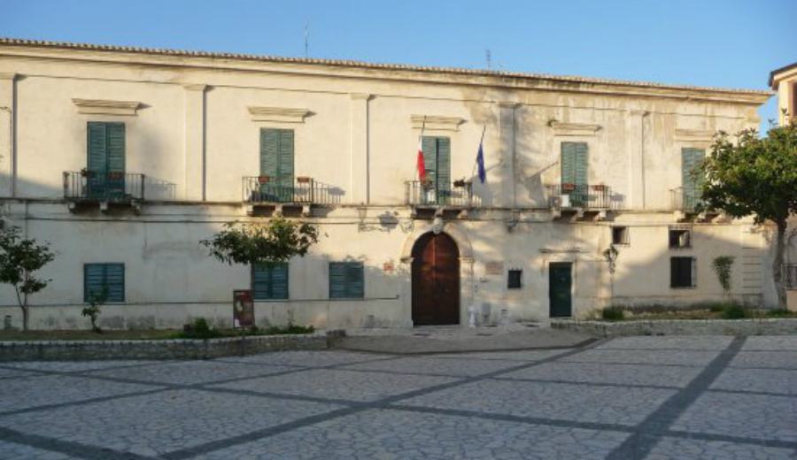 “Feudalitas”: 5 misure cautelari per affidamento servizio rifiuti a Cariati (NOMI) 53 municipio comune cariati 1