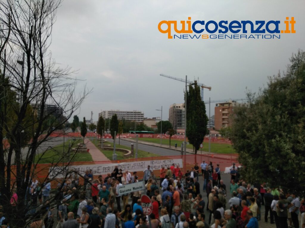 Metro e traffico: cittadini chiedono di potersi esprimere, Palazzo dei Bruzi dice No 1 no metro cosenza settembre 2018 23