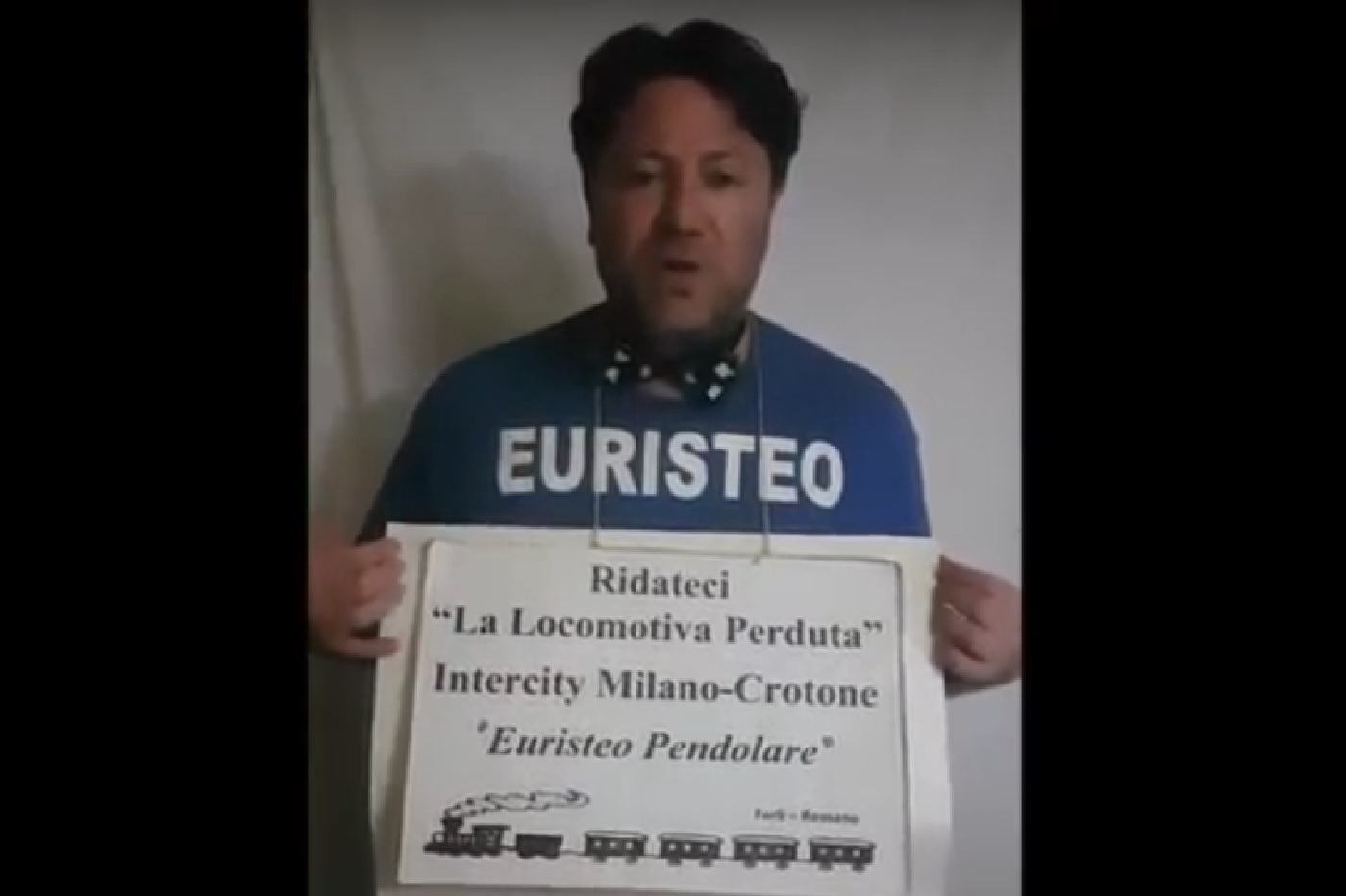 nudo spogliarello treno intercity milano crotone