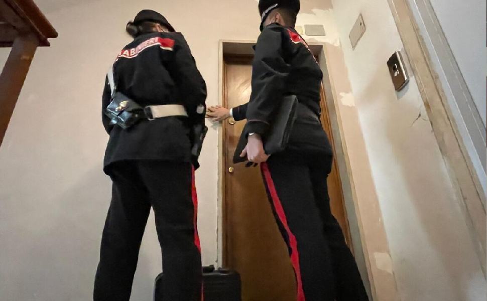 occupazione abusiva corigliano rossano carabinieri