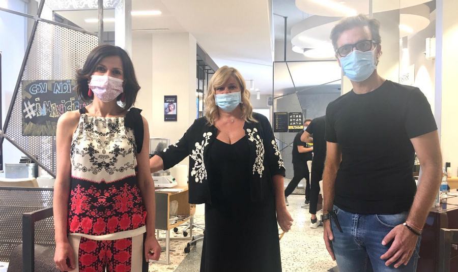 “In mani sicure”, pomeriggio di relax e bellezza per i medici e gli operatori di Onco Med 53 oncomed de rosa caruso cofone