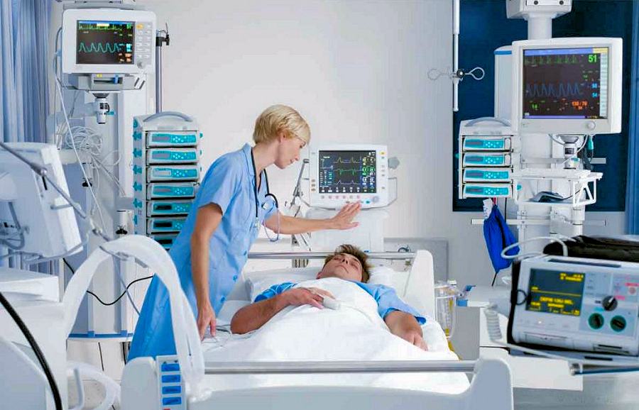 ospedale medici infermieri malati