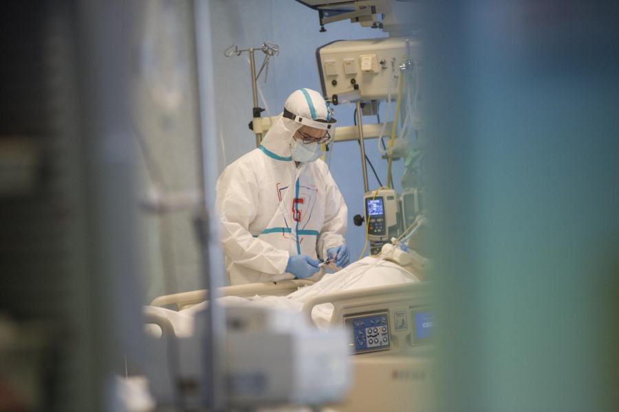 Covid: peggiora l'indice in Calabria per casi su 100 mila abitanti 51 ospedale covid