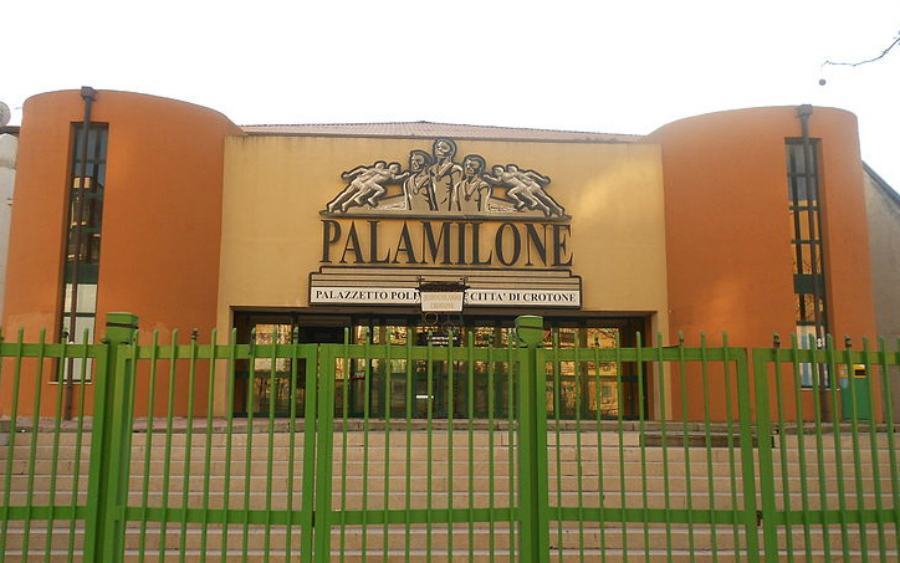 Chiesto lo sfratto per il consorzio sportivo “Momenti di Gloria” 65 palamilone Crotone