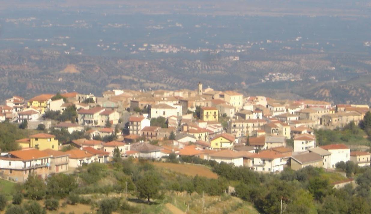 A Vaccarizzo Albanese la 37° rassegna del costume arbereshe 51 panorama Vaccarizzo Alb 1