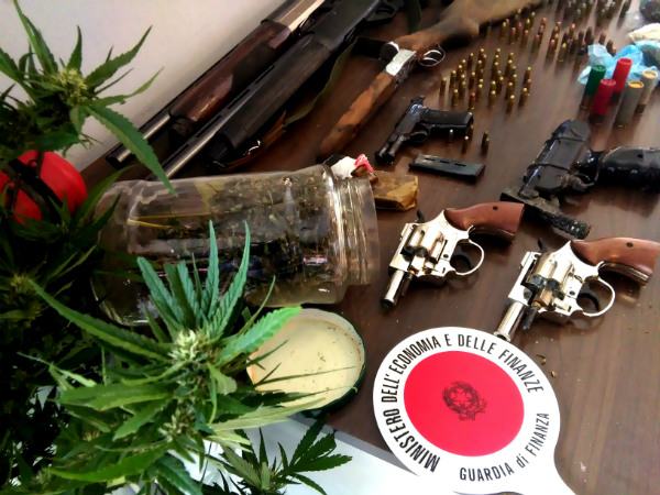 paola arsenale e droga 01