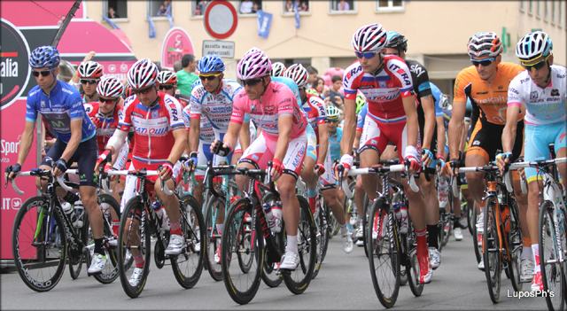 giro-italia-cosenza-acquappesa