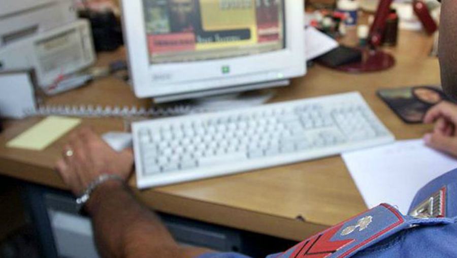 Arrestato dipendente pubblico per scambio di materiale pedopornografico online 51 pedopornografia 1