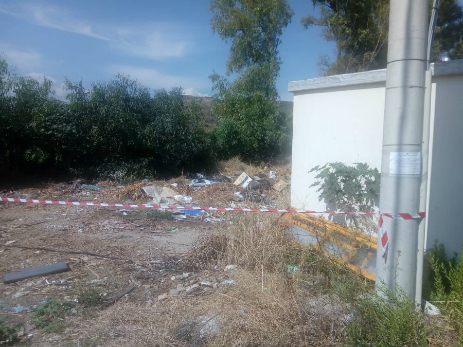 Pietrapaola, stoccavano rifiuti illecitamente: sequestrata area, una denuncia 51 pietrapaola parte area
