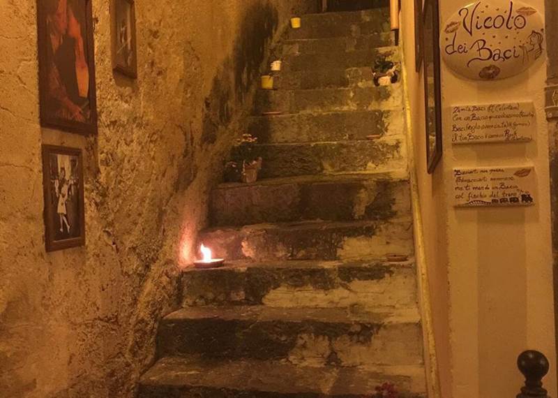 pizzo vicolo baci