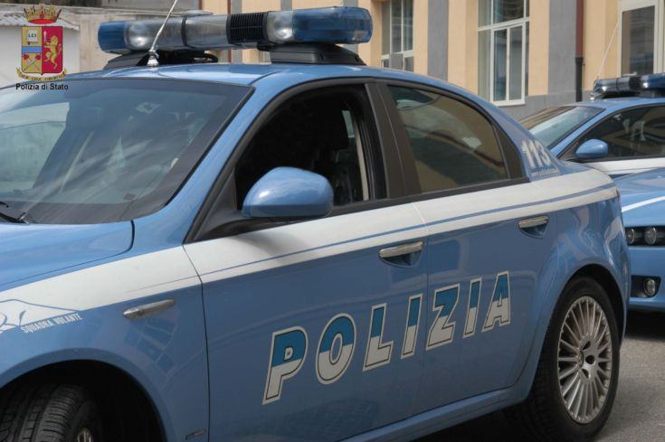 polizia 16