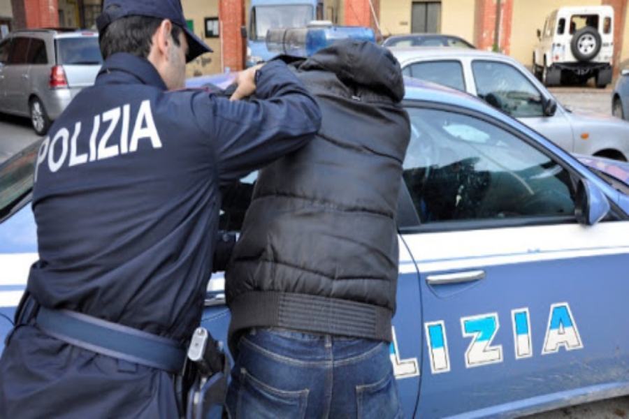 polizia arresto 23
