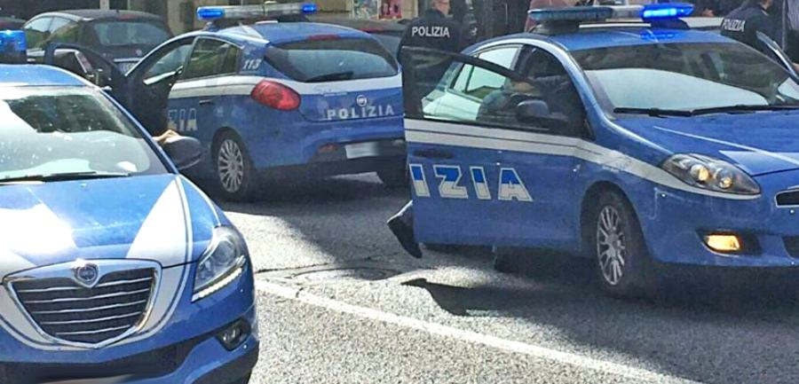 Blitz "Giardini Segreti", in manette una banda che coltivava marijuana 57 polizia blitz