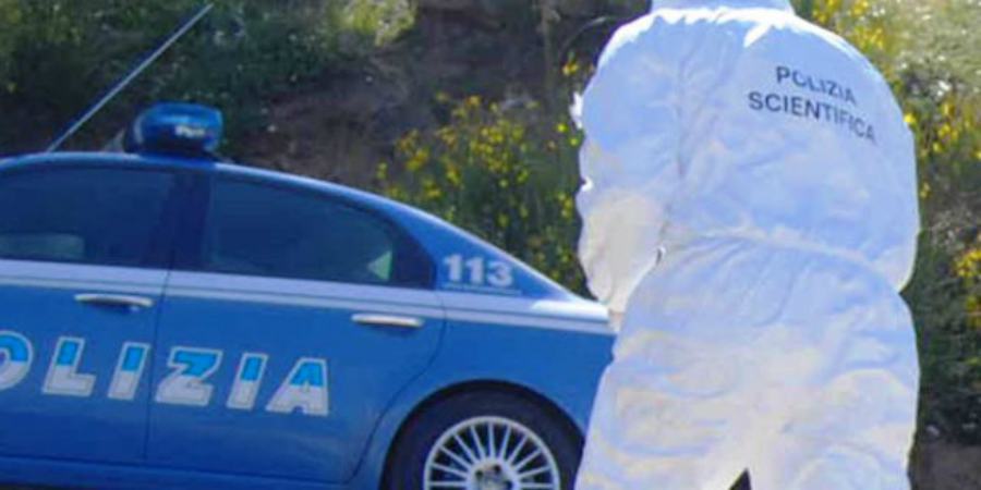 Vibo, ritrovato un cadavere sotto un'auto avvolto in un cellophane: avviate le indagini 51 polizia cadavere