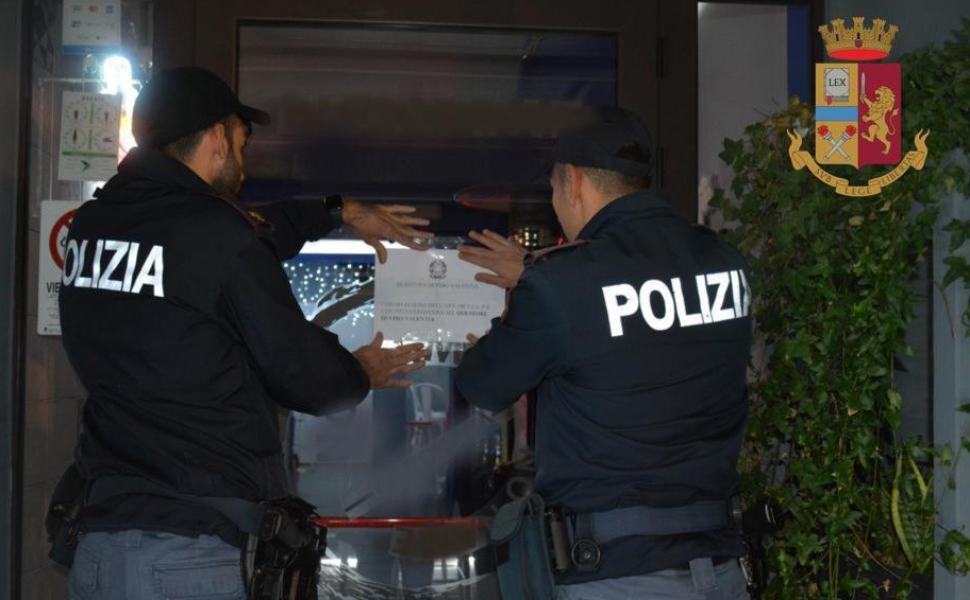 polizia chiusura locale vibo 1