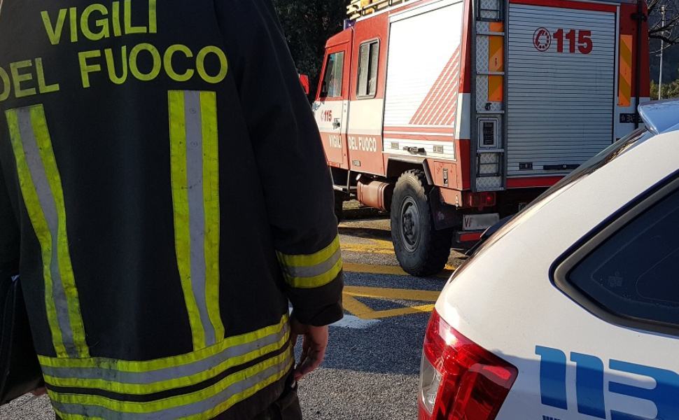 polizia e vigili del fuoco