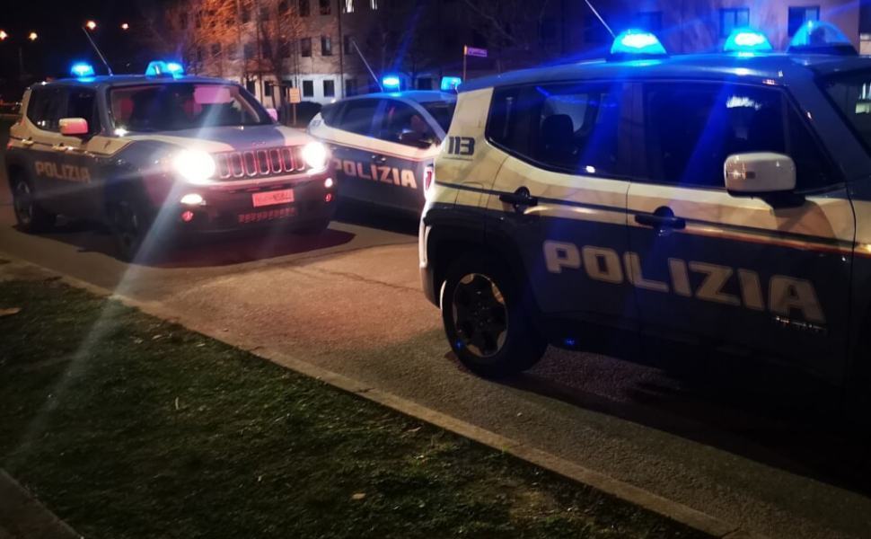 Carabiniere in pensione spara contro un 19enne nel corso di una lite, arrestato 188 polizia-notte