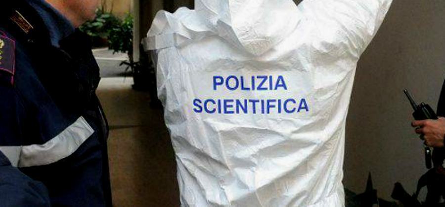 Cosenza, anziano trovato cadavere in casa. Disposta l'autopsia 51 polizia scientifica 1