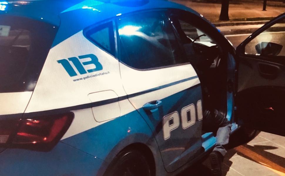 Furti e violenza ai danni di abitazioni e imprese, tre arresti 51 polizia sera 10