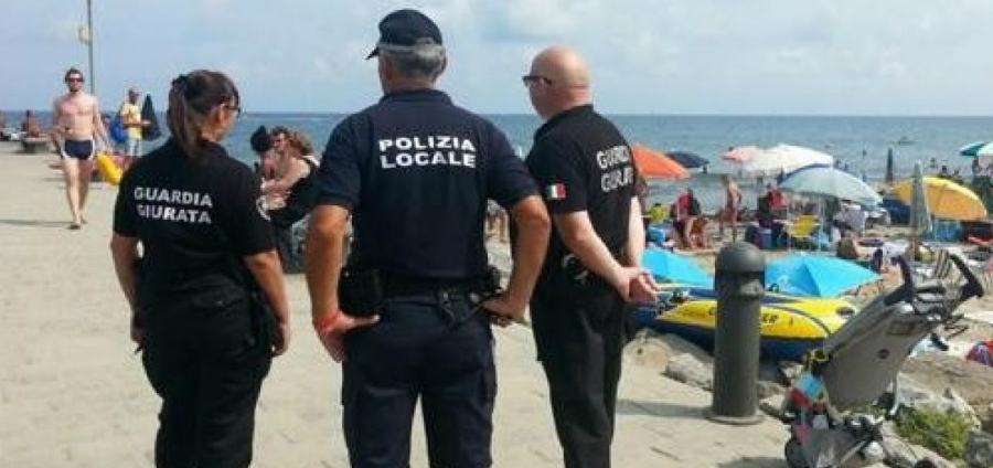 polizia spiagge sicure