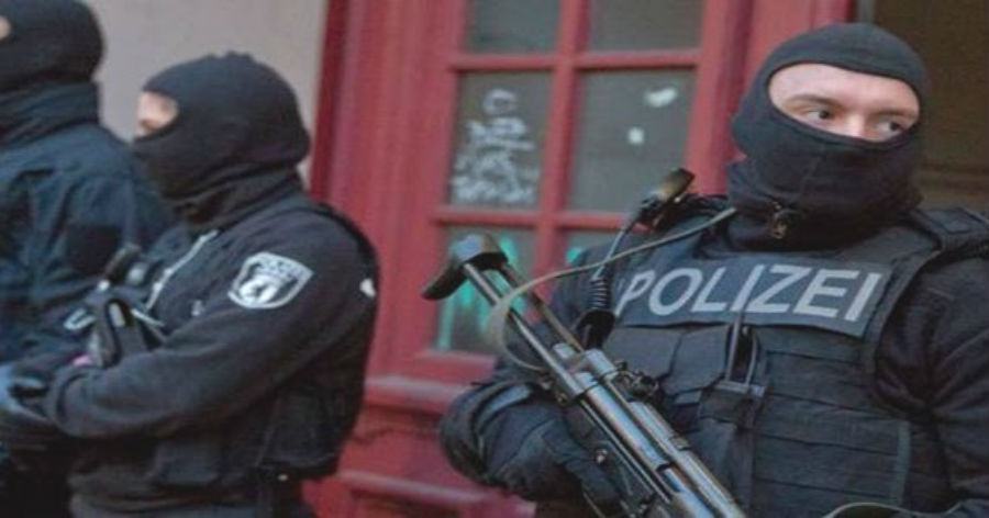 polizia tedesca arresto