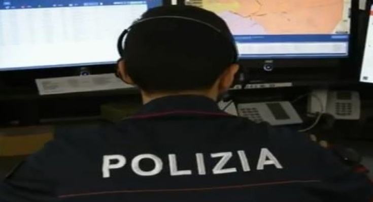 poliziotto sala operativa roma 1200x1200 2