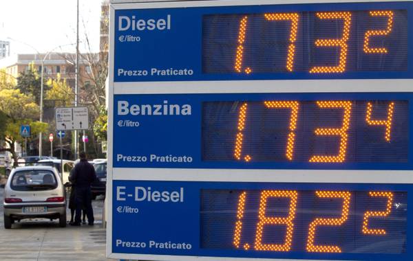 prezzo benzina