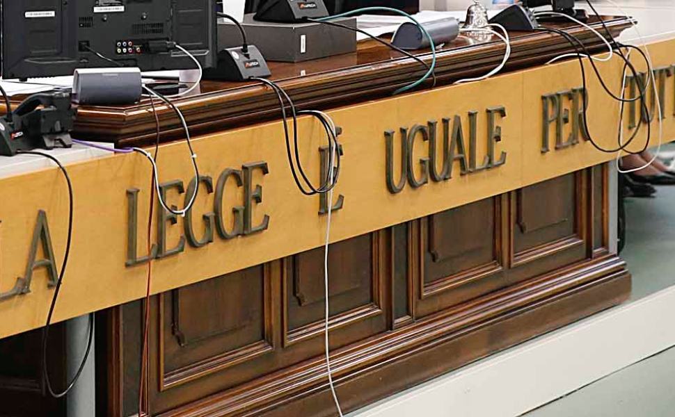 Coppia uccisa nel 2009 a colpi di pistola, assolti tre imputati 51 processo sentenza tribunale 1