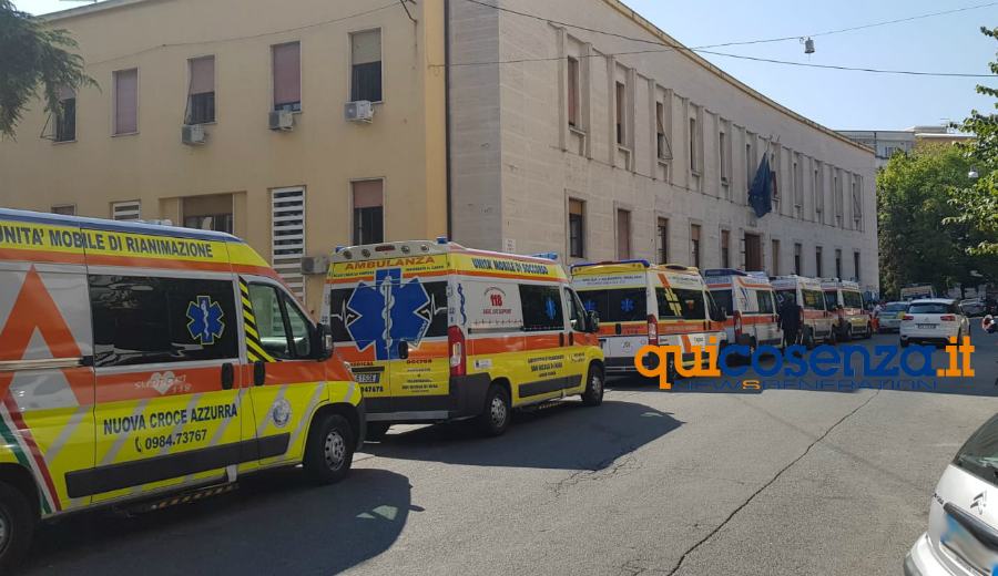protesta ambulanze asp cosenza 03