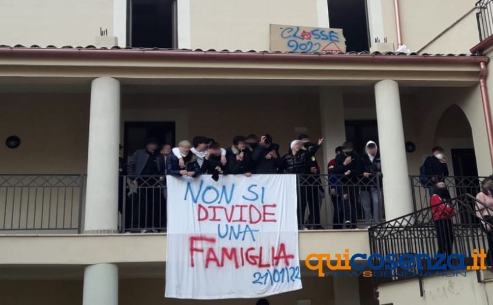 protesta canossiane liceo classico 002
