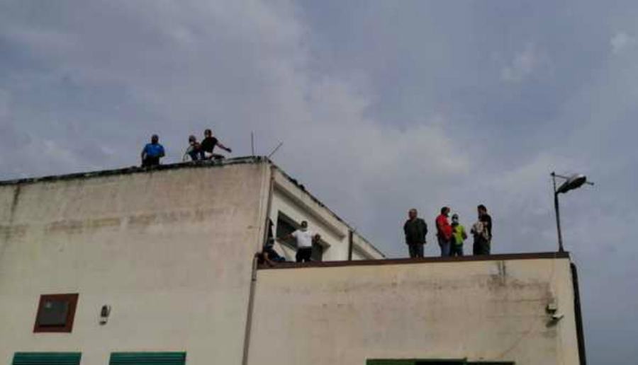 protesta consorzio bonifica trebisacce tetto centrale rossano