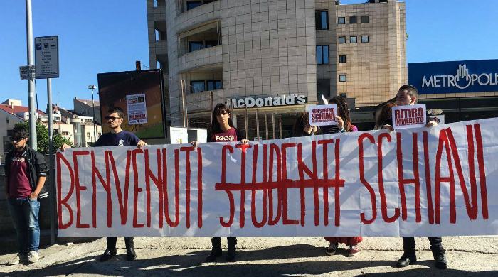 protesta-scuola-lavoro-mc-donalds