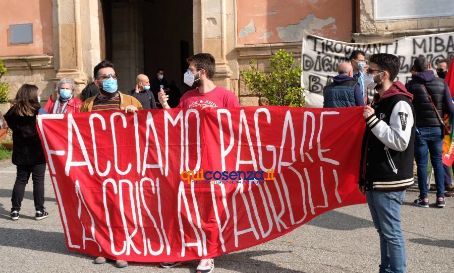protesta tirocinanti palazzo arnonre 05