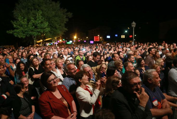 Al via giovedì l'edizione 2016 del Lungo Fiume Boulevard tra musica, arte e gusto 57 pubblico al lungofiume boulevard