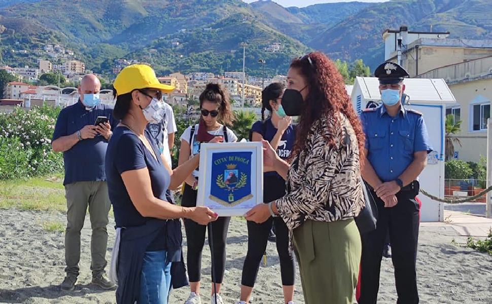 puliamo ambiente paola 1