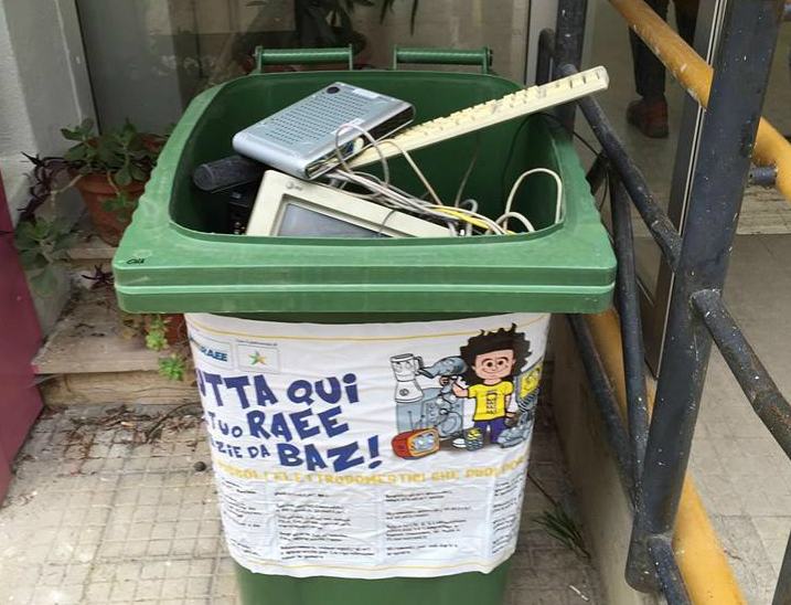 quiecologia raee scuola