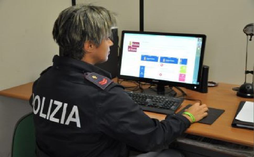 Lavorava in nero in un internet point e percepiva il reddito di cittadinanza 51 reddito cittadinanza 1 1