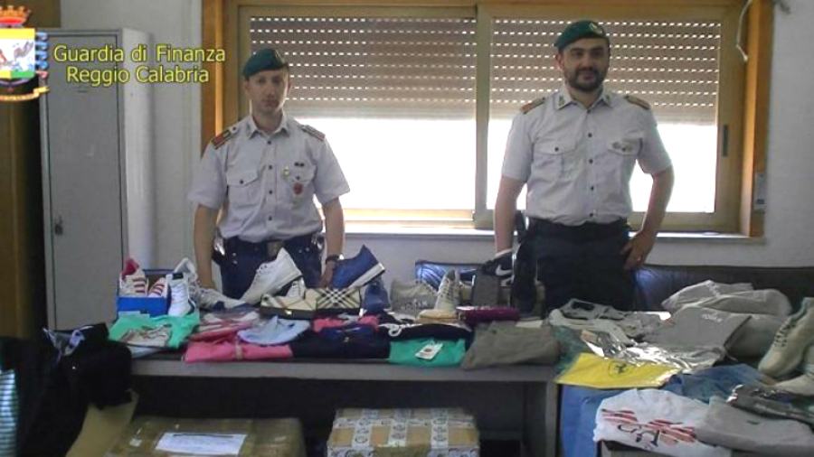 reggio prodotti falsi