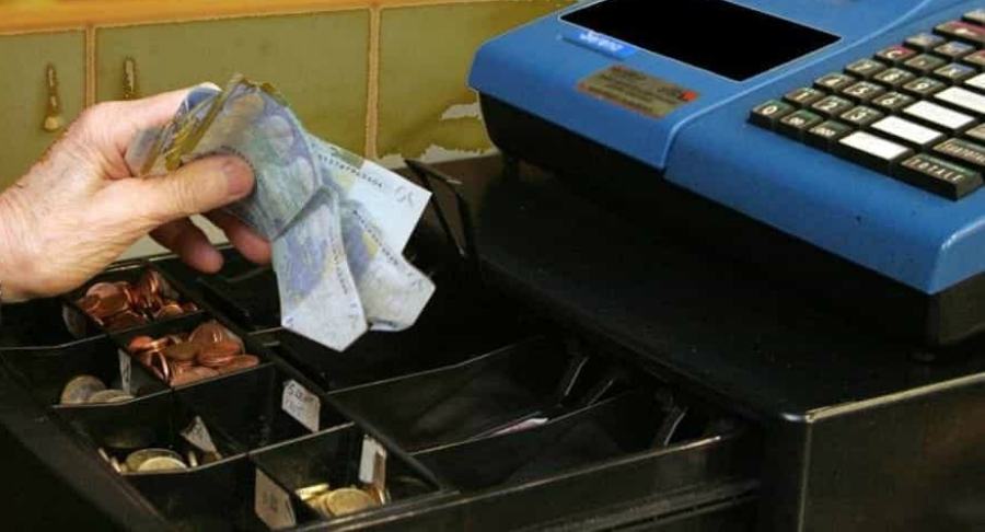 registratore cassa furto