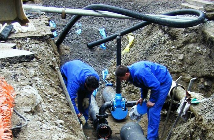 Allaccio rete idrica su viale Mancini e via L. Grassi, limitazioni al traffico 51 reti idriche lavori