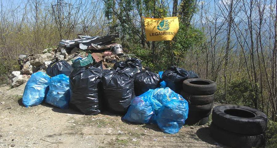 rifiuti cerisano legambiente