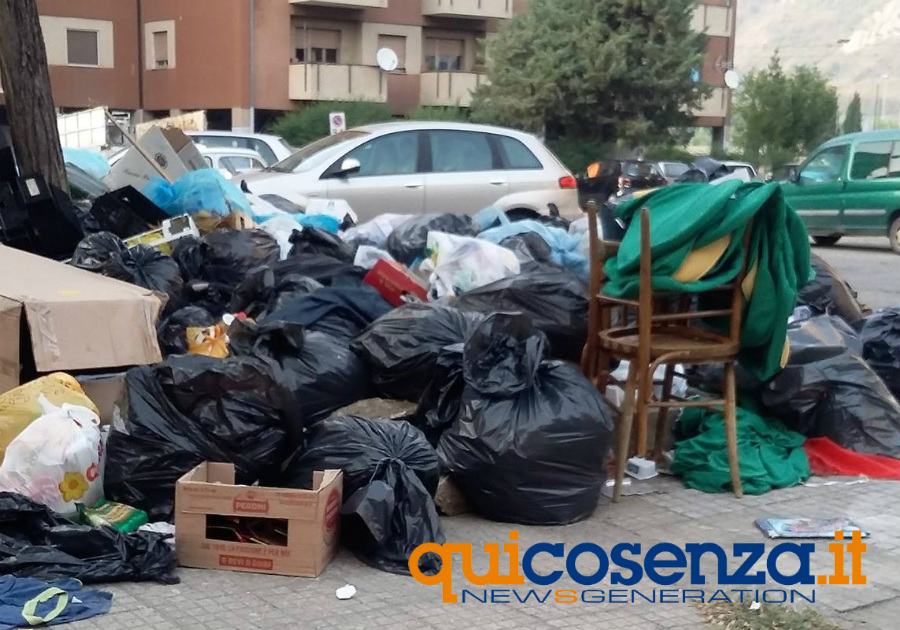 rifiuti via popilia 01