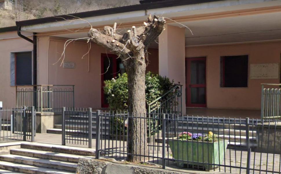 Gestione rifiuti, a Grimaldi dibattito per dare "inizio alla stagione del fare" 51 sala multiuso madre teresa calcutta grimaldi