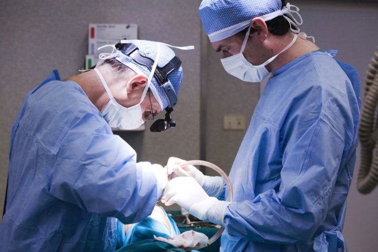Tre parti cesarei e una garza dimenticata nell'intestino 68 sala operatoria intervento chirurgico basilicata magazine 1024x682 3