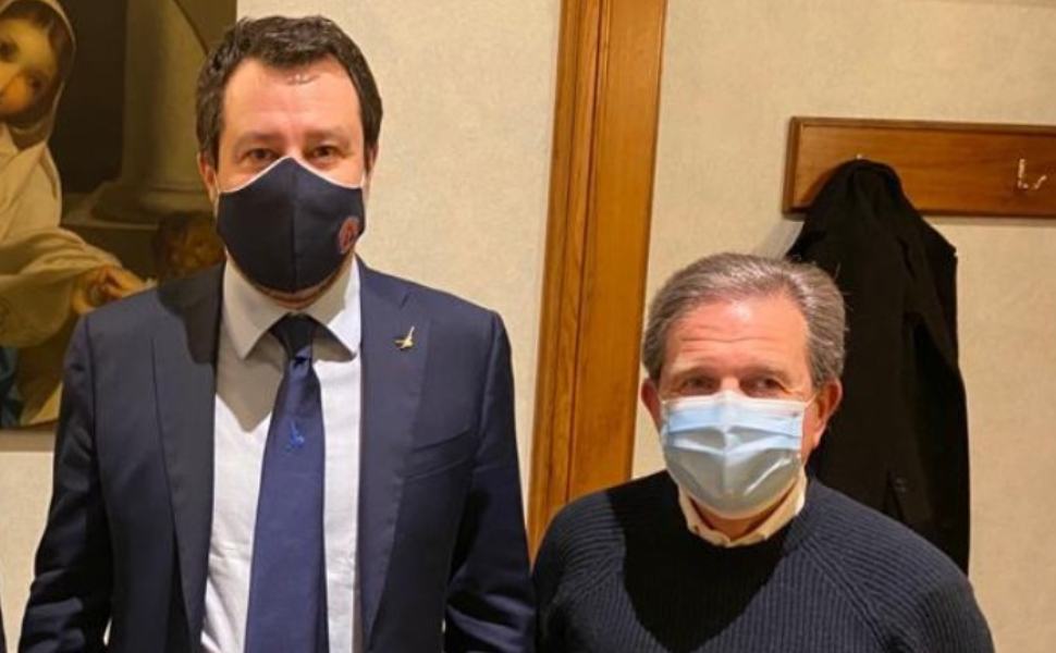 Salvini in riunione con la Lega Calabria promette "triplicheremo gli iscritti" 51 salvini saccomanno 1 1